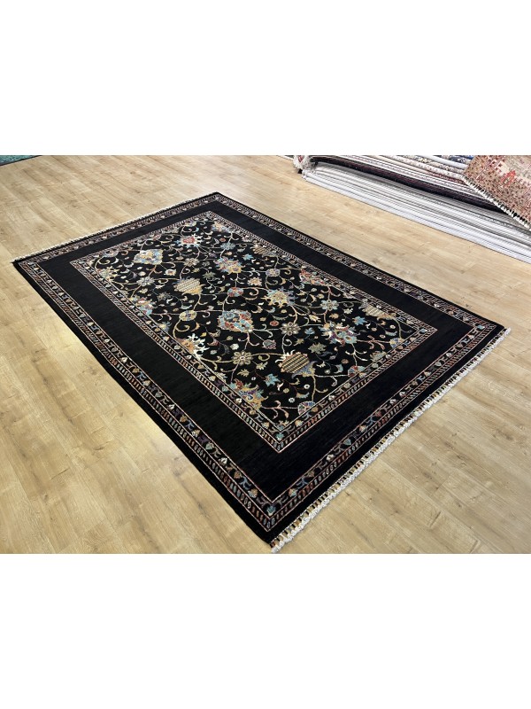 Türk El Düğümlü Madalyon Desenli El Dokuma Kilim