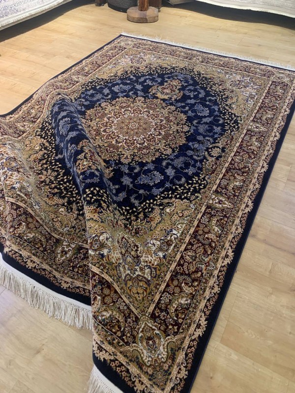 Artemis Silk 05158C Krem Lacivert Halı